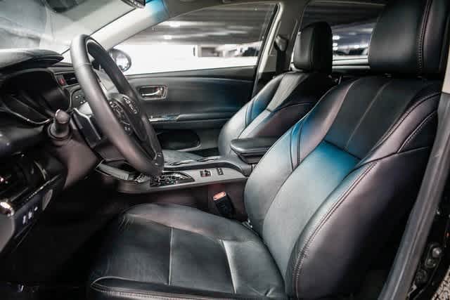Thumbnail: 2016 Toyota Avalon - 18