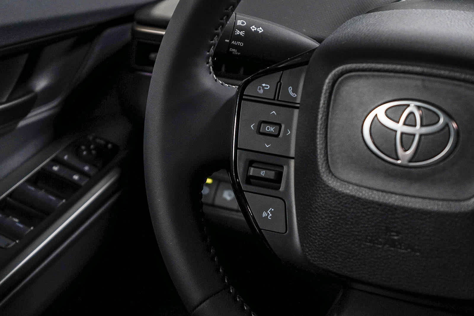 Thumbnail: 2026 Toyota bZ - 10