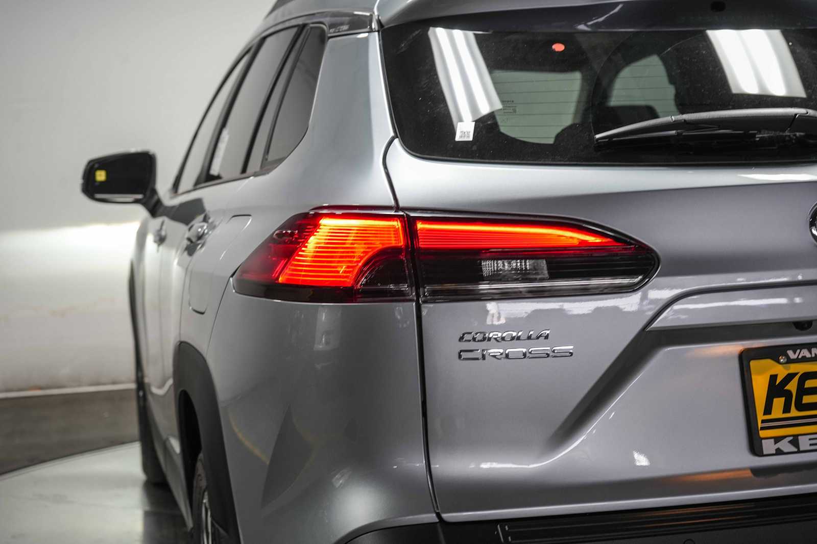 Thumbnail: 2025 Toyota Corolla Cross - 10