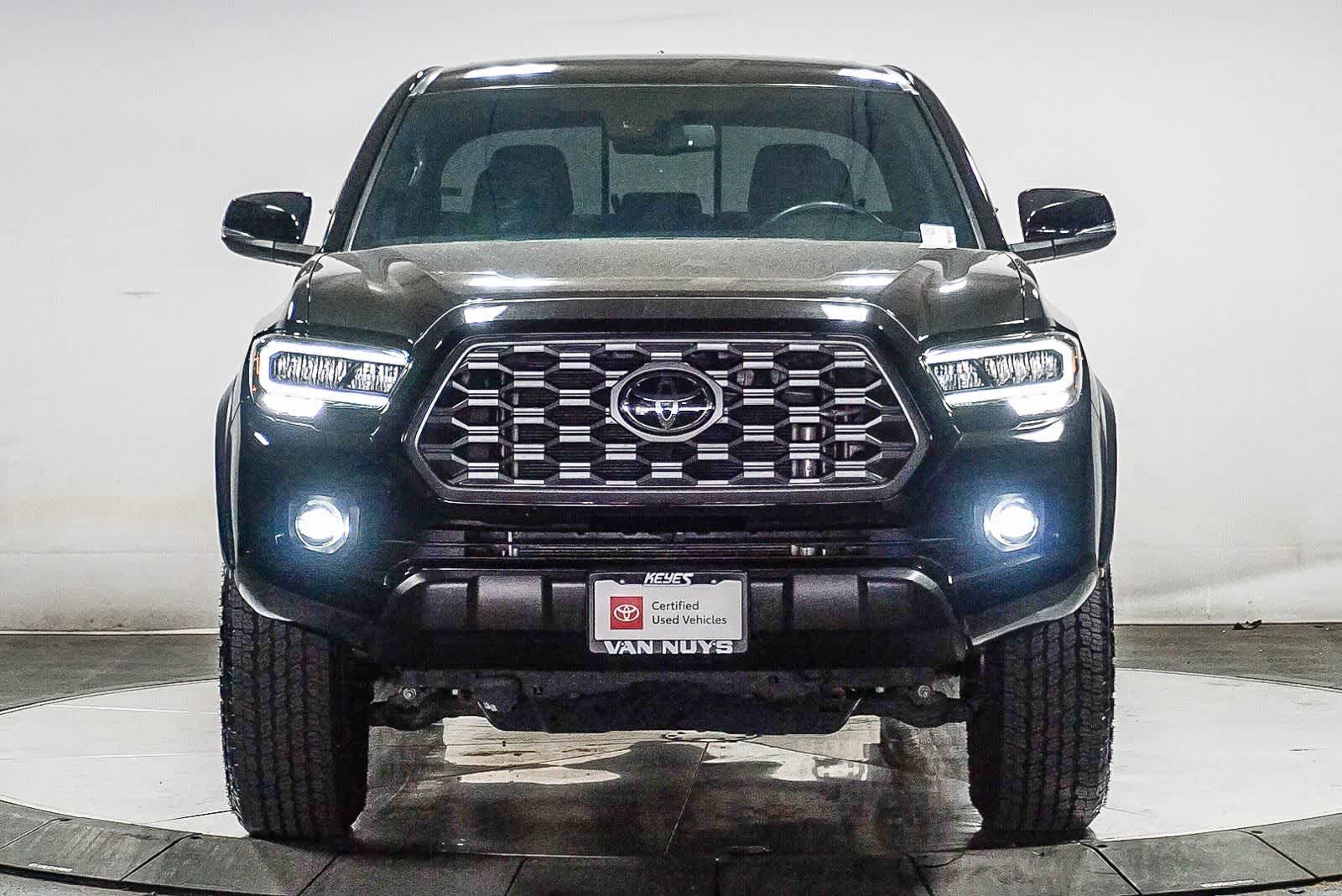 Thumbnail: 2023 Toyota Tacoma - 3