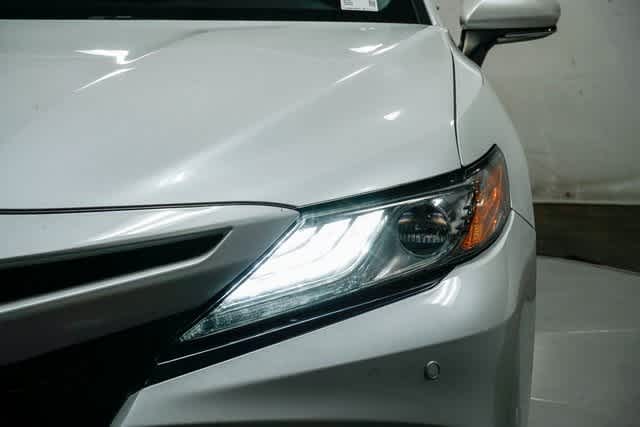 2018 Toyota Camry XSE 7