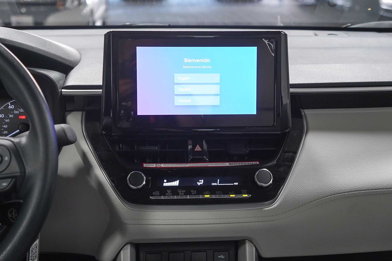 2025 Toyota Corolla Cross L 14