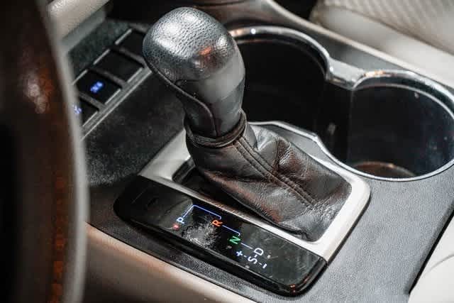 Thumbnail: 2016 Toyota Highlander - 22
