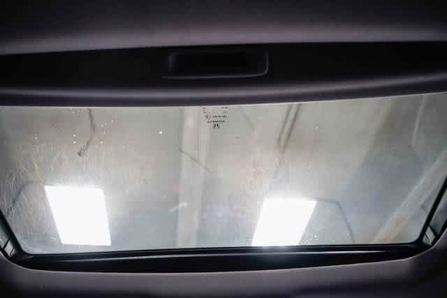 Thumbnail: 2017 Honda Pilot - 11