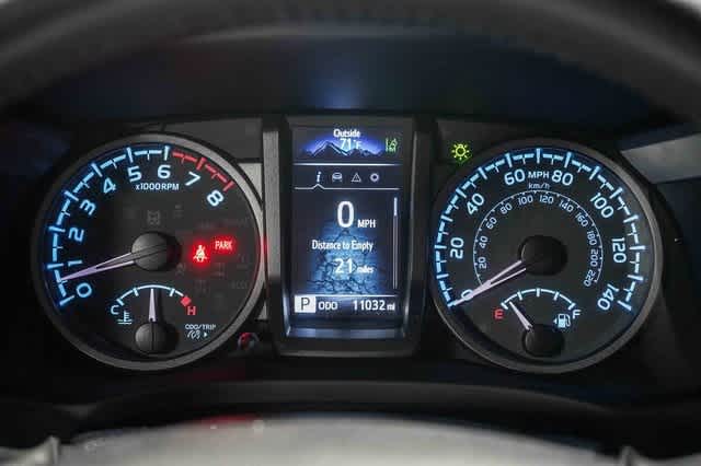 Thumbnail: 2022 Toyota Tacoma - 25