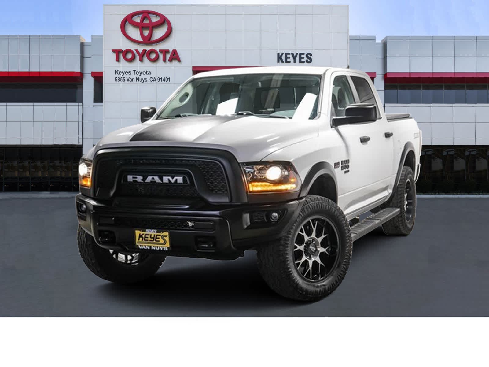 Thumbnail: 2020 RAM 1500 Classic - 1