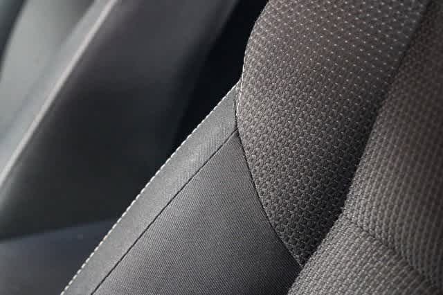 Thumbnail: 2018 Toyota RAV4 - 20