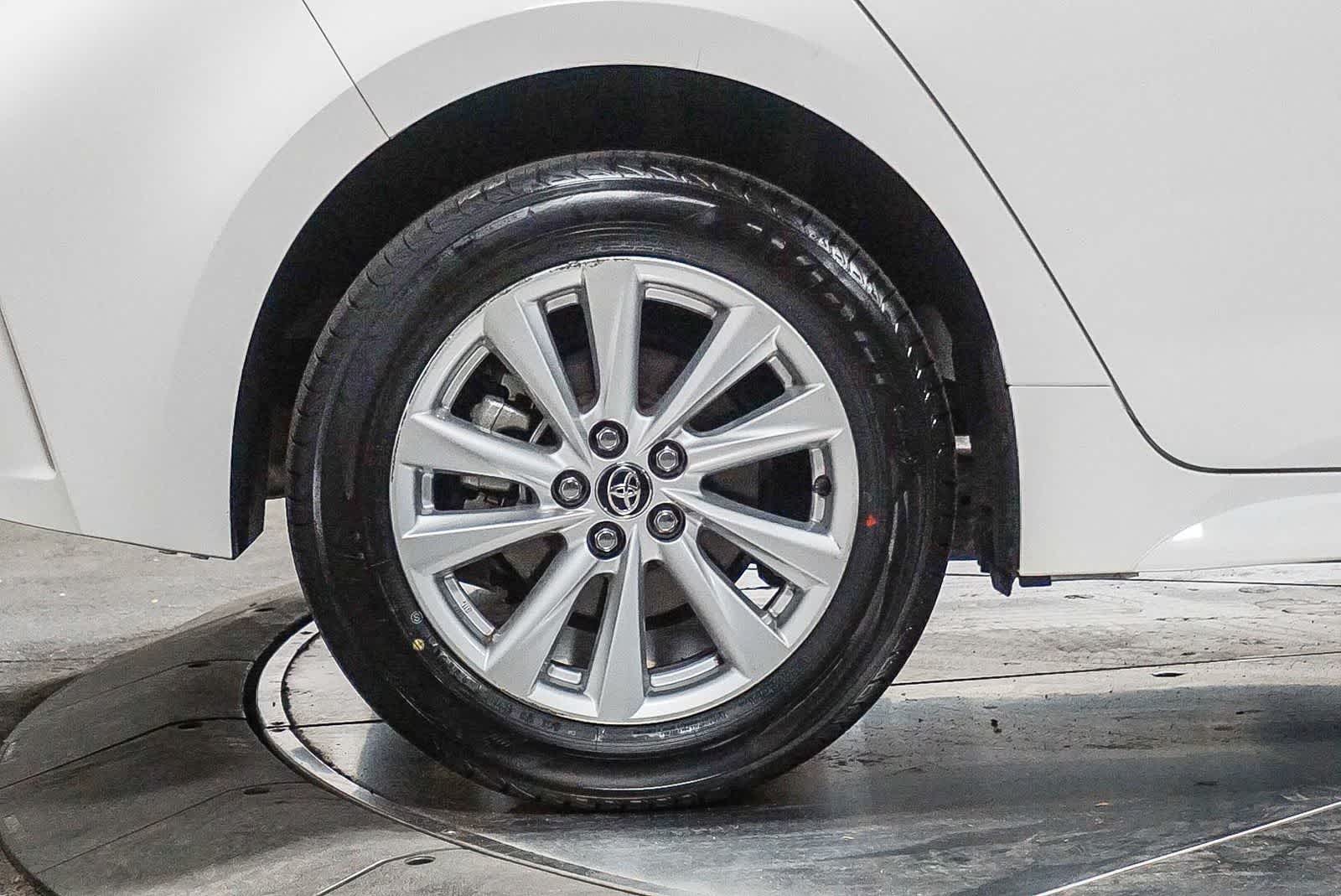 Thumbnail: 2024 Toyota Corolla - 8