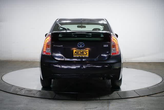 Thumbnail: 2015 Toyota Prius - 4