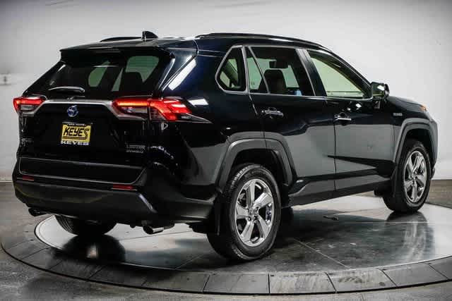 Thumbnail: 2019 Toyota RAV4 - 5