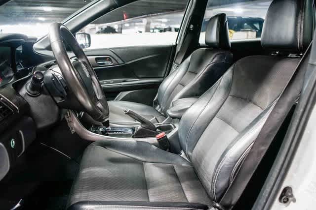 Thumbnail: 2016 Honda Accord - 16