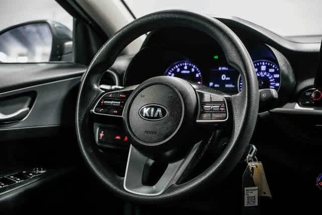 Thumbnail: 2021 Kia Forte - 14