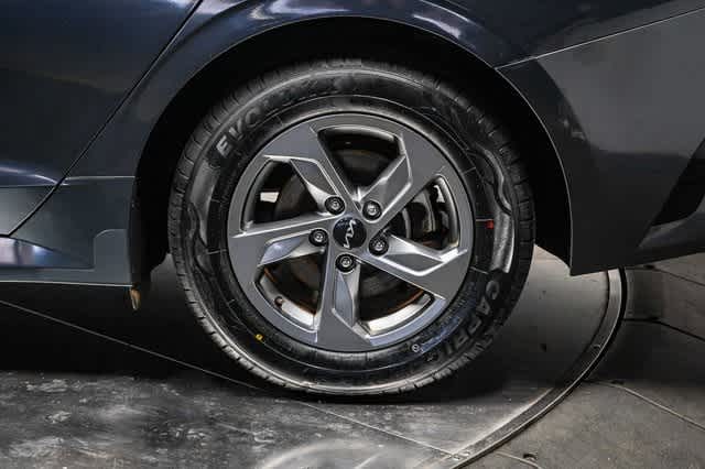 Thumbnail: 2022 Kia K5 - 10