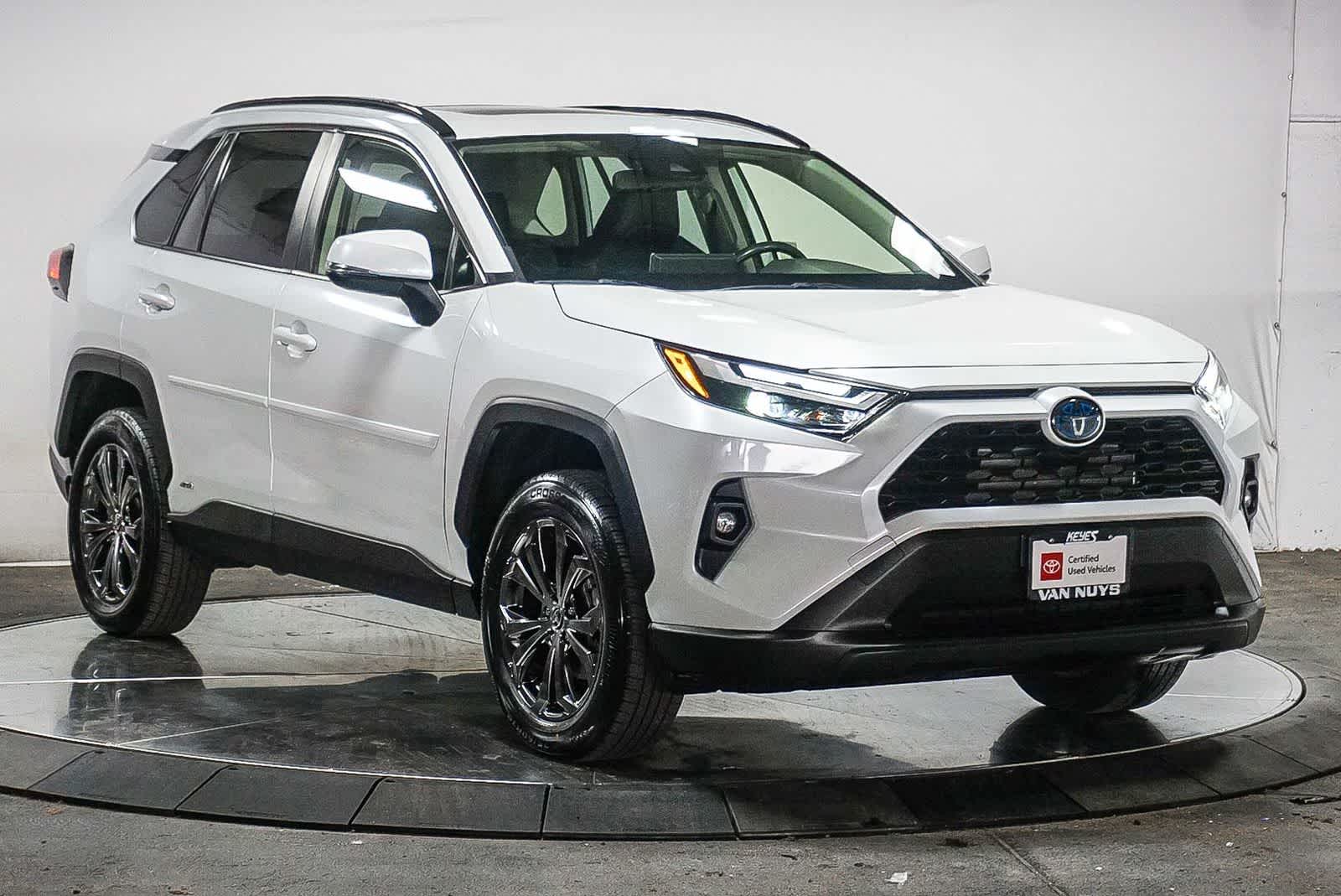 Thumbnail: 2024 Toyota RAV4 - 5