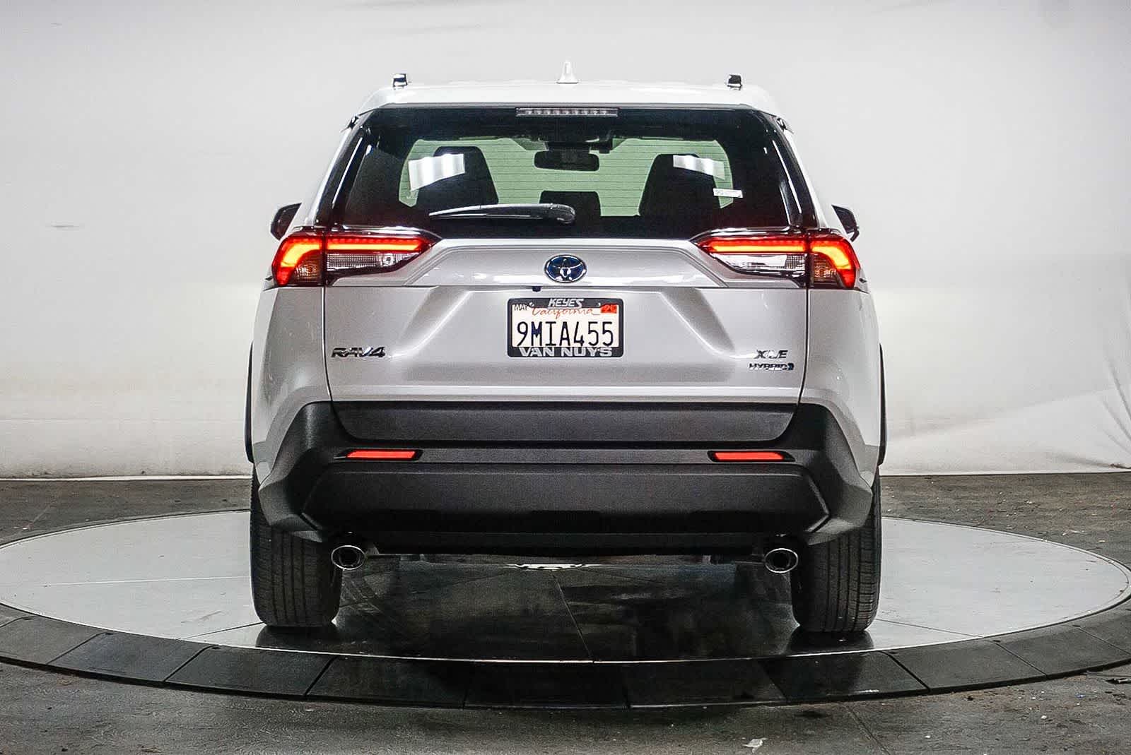 Thumbnail: 2024 Toyota RAV4 - 3