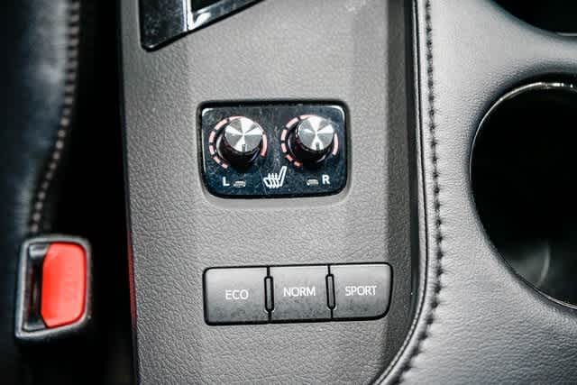 Thumbnail: 2016 Toyota Avalon - 24