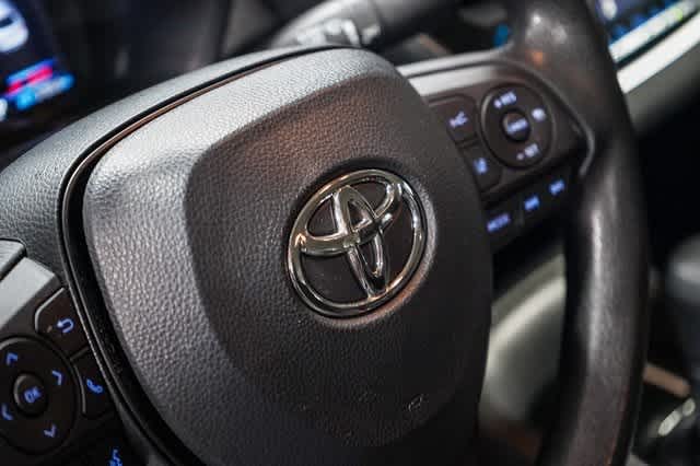 Thumbnail: 2022 Toyota Corolla - 21