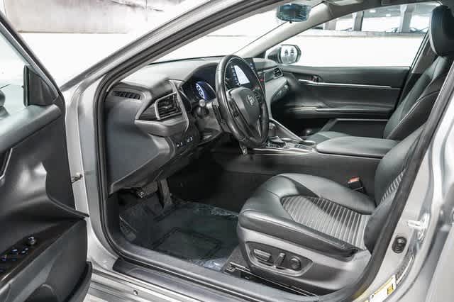 2022 Toyota Camry SE 18