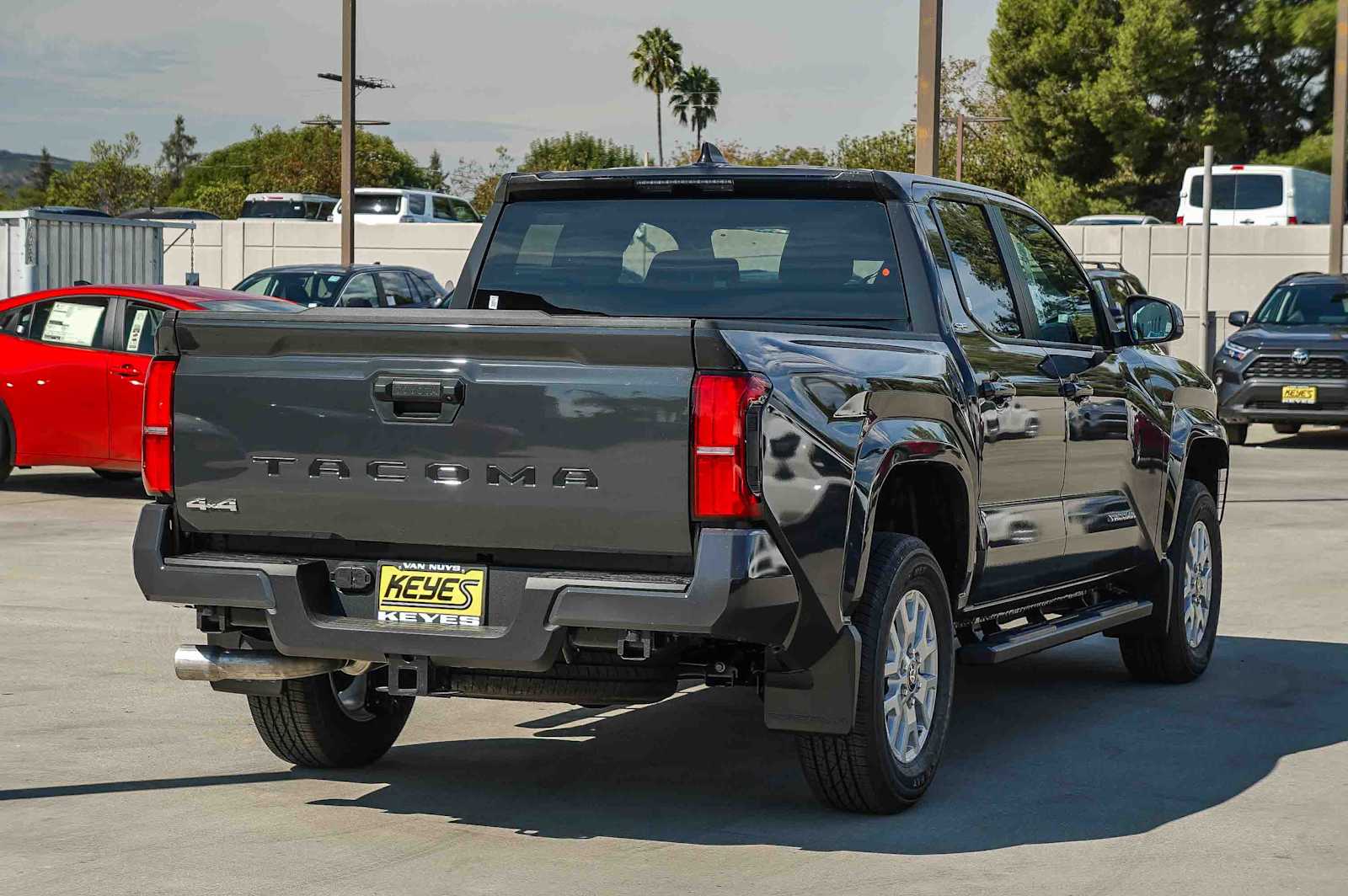 Thumbnail: 2025 Toyota Tacoma - 4