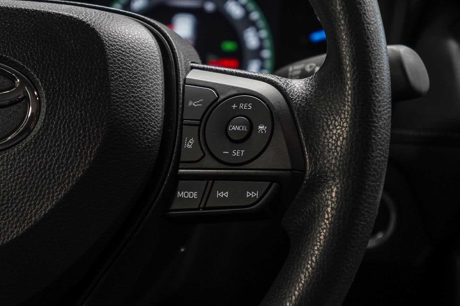 Thumbnail: 2025 Toyota RAV4 - 19