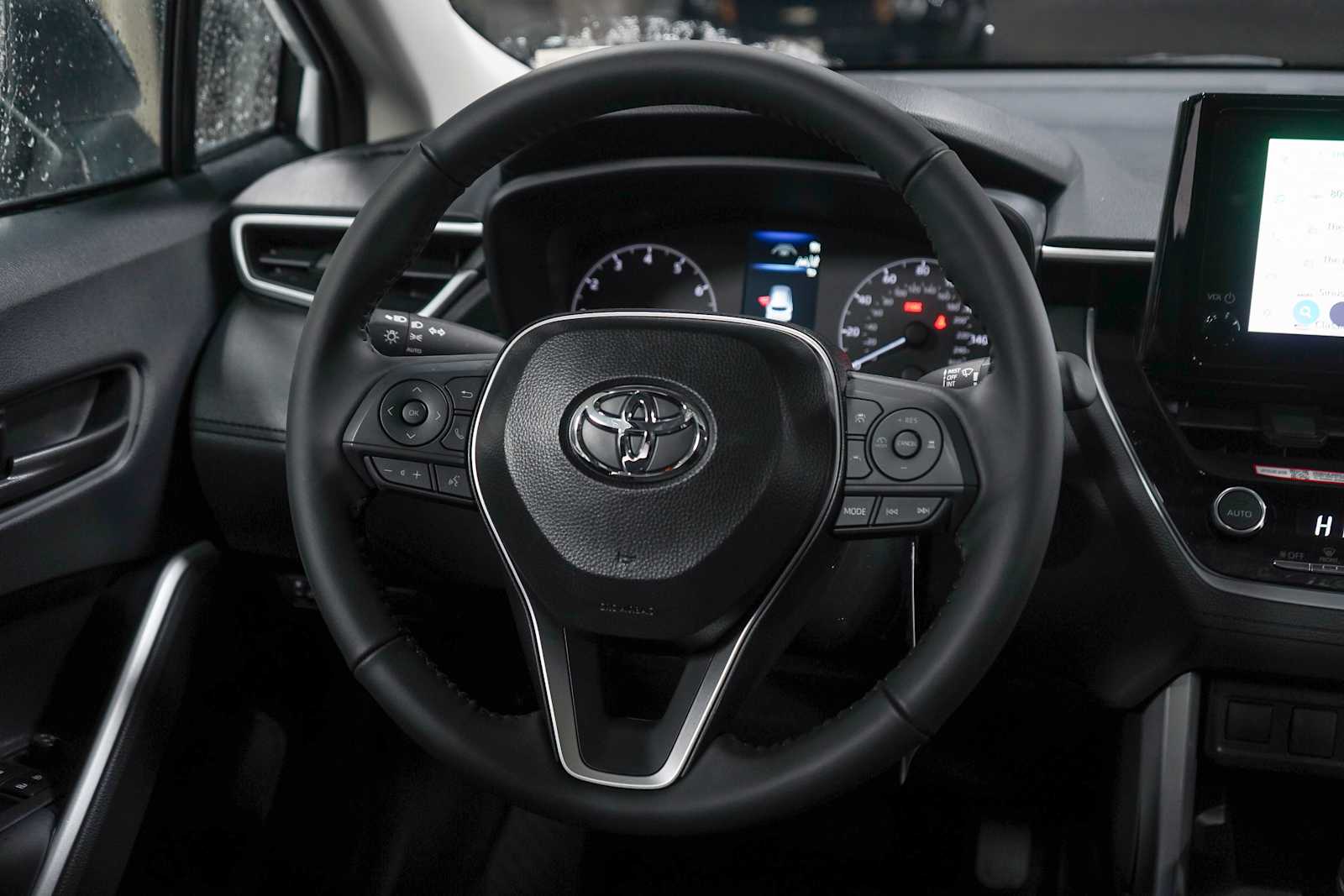 Thumbnail: 2025 Toyota Corolla Cross - 12