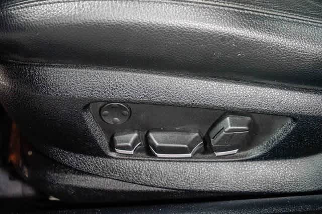 Thumbnail: 2012 BMW 5 Series - 20