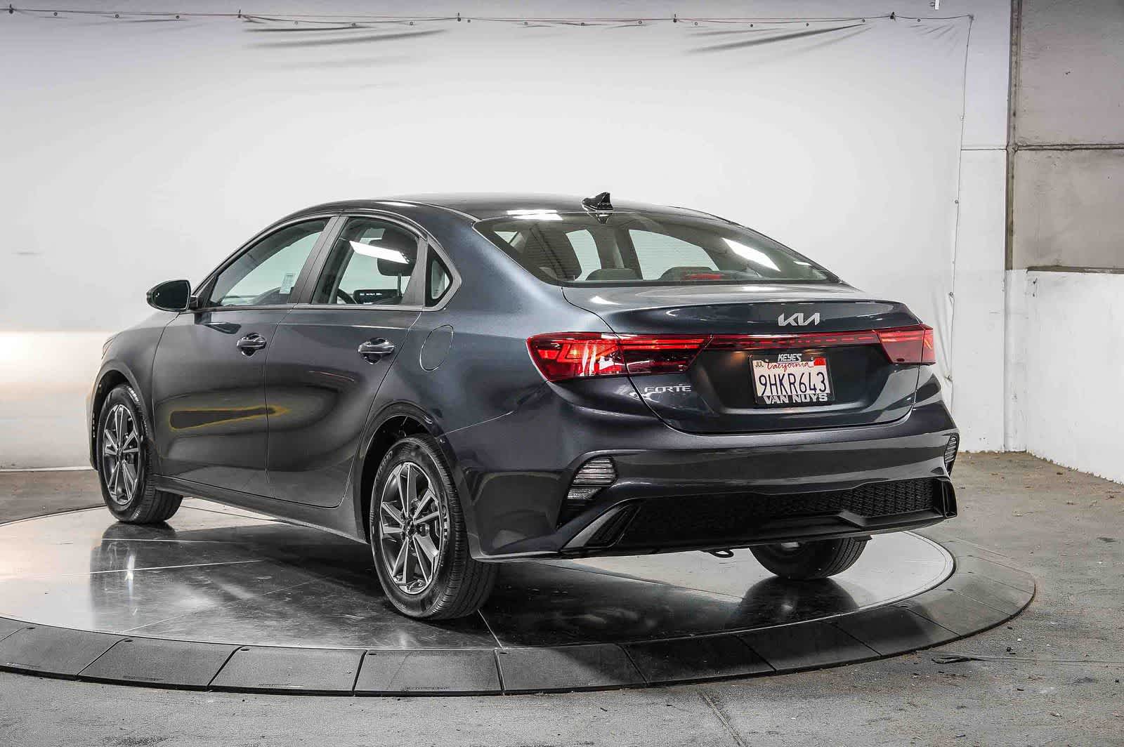 Thumbnail: 2023 Kia Forte - 2