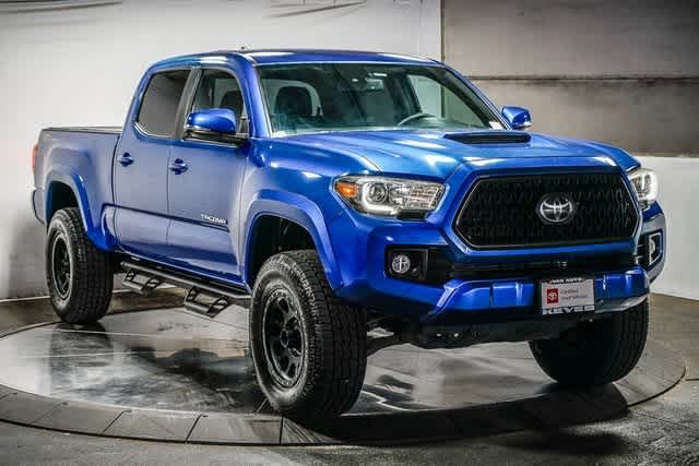Thumbnail: 2018 Toyota Tacoma - 2