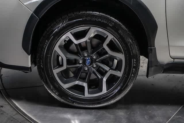 Thumbnail: 2017 Subaru Crosstrek - 9