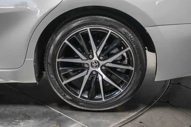 Thumbnail: 2023 Toyota Camry - 11