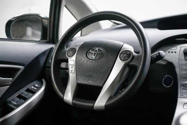 Thumbnail: 2015 Toyota Prius - 15