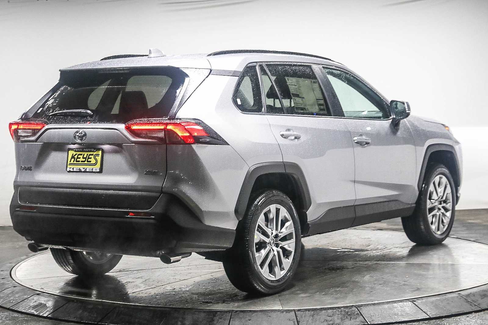 Thumbnail: 2025 Toyota RAV4 - 4