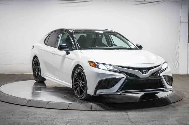 Thumbnail: 2022 Toyota Camry - 6