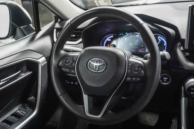Thumbnail: 2023 Toyota RAV4 - 16