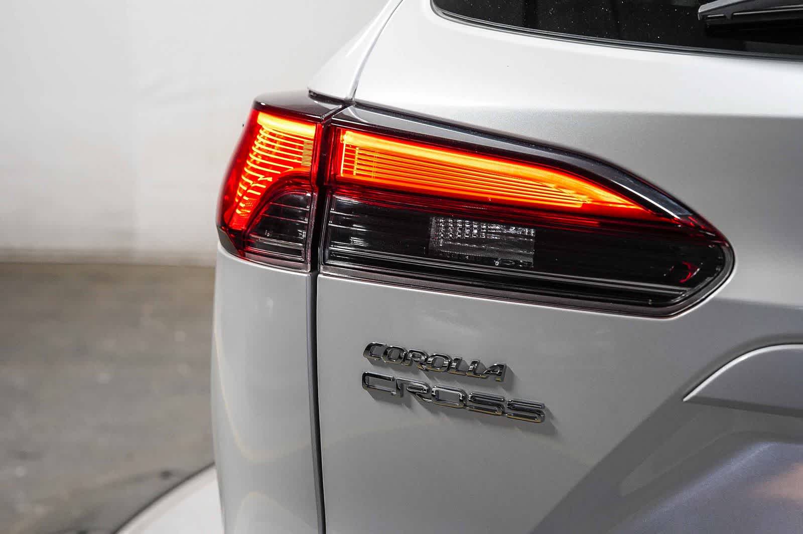 Thumbnail: 2023 Toyota Corolla Cross - 12