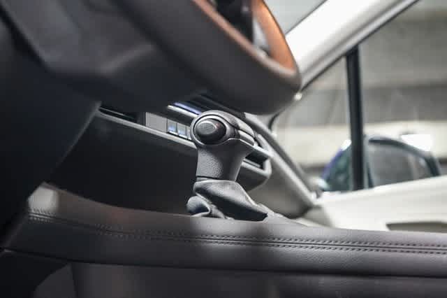 2024 Toyota Sienna LE 25