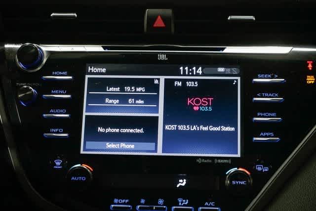2018 Toyota Camry XSE 13