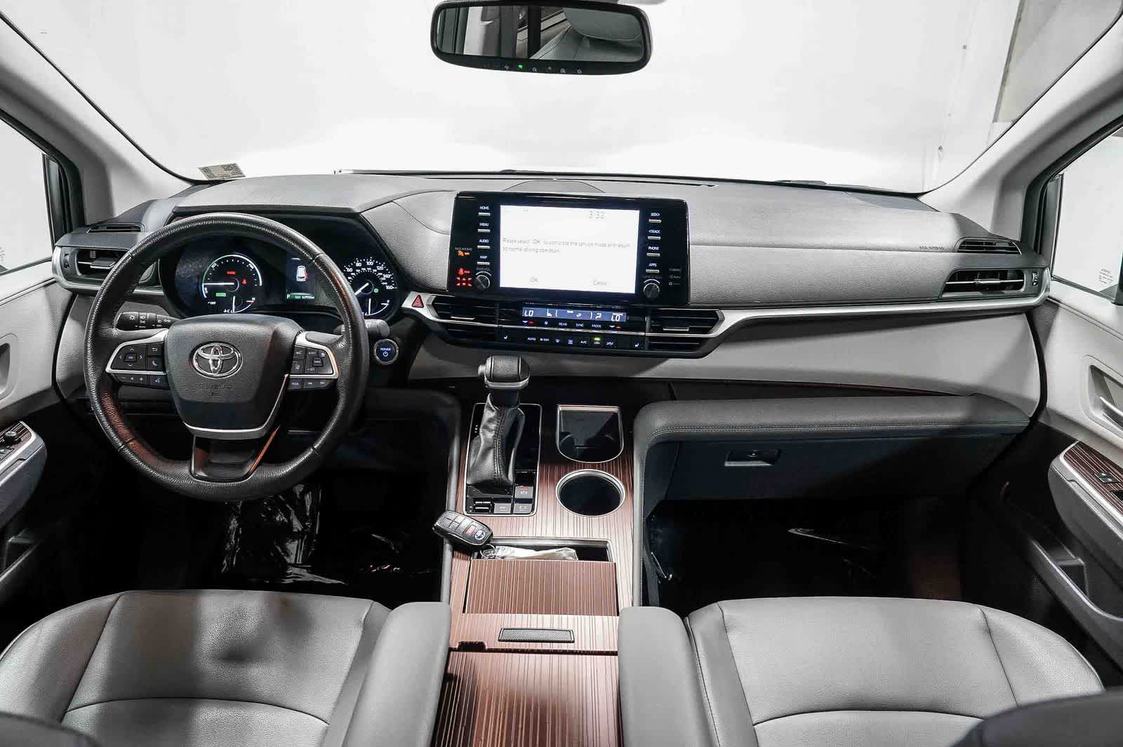 Thumbnail: 2024 Toyota Sienna - 13