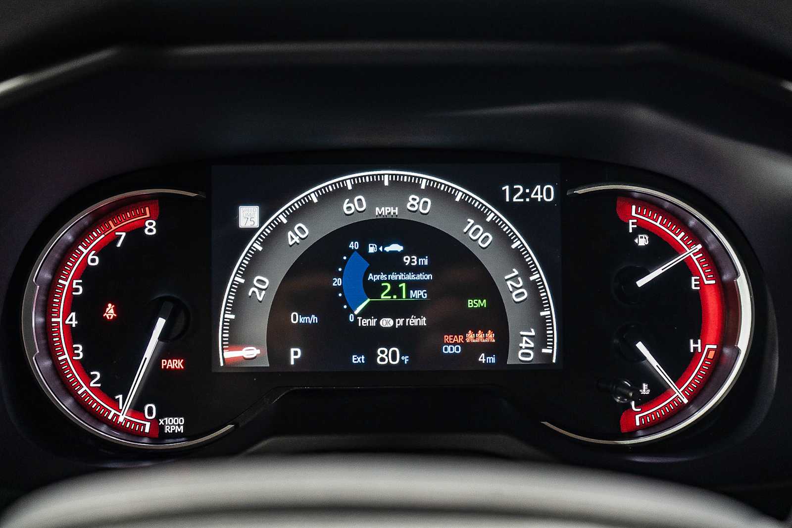 Thumbnail: 2025 Toyota RAV4 - 25