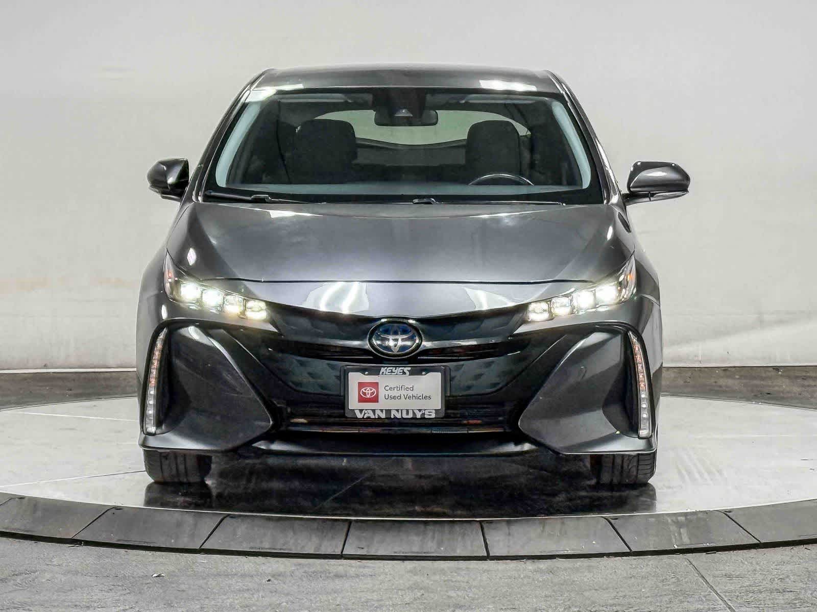 Thumbnail: 2019 Toyota Prius Prime - 6