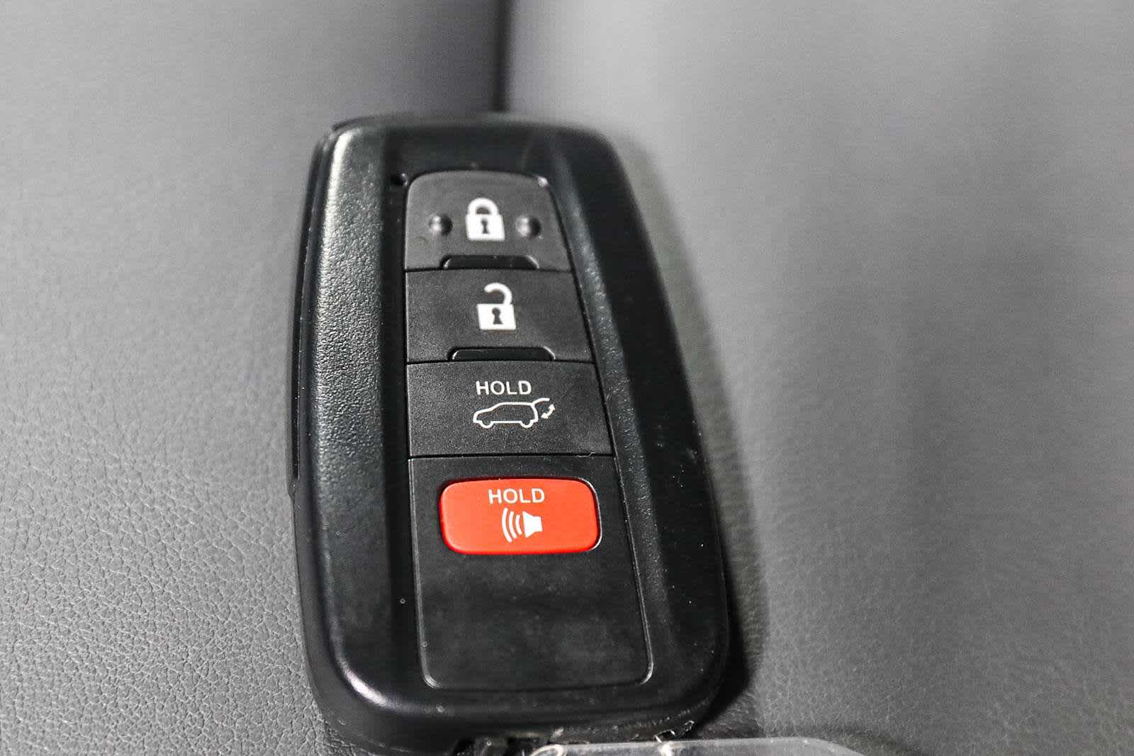 Thumbnail: 2025 Toyota RAV4 - 28