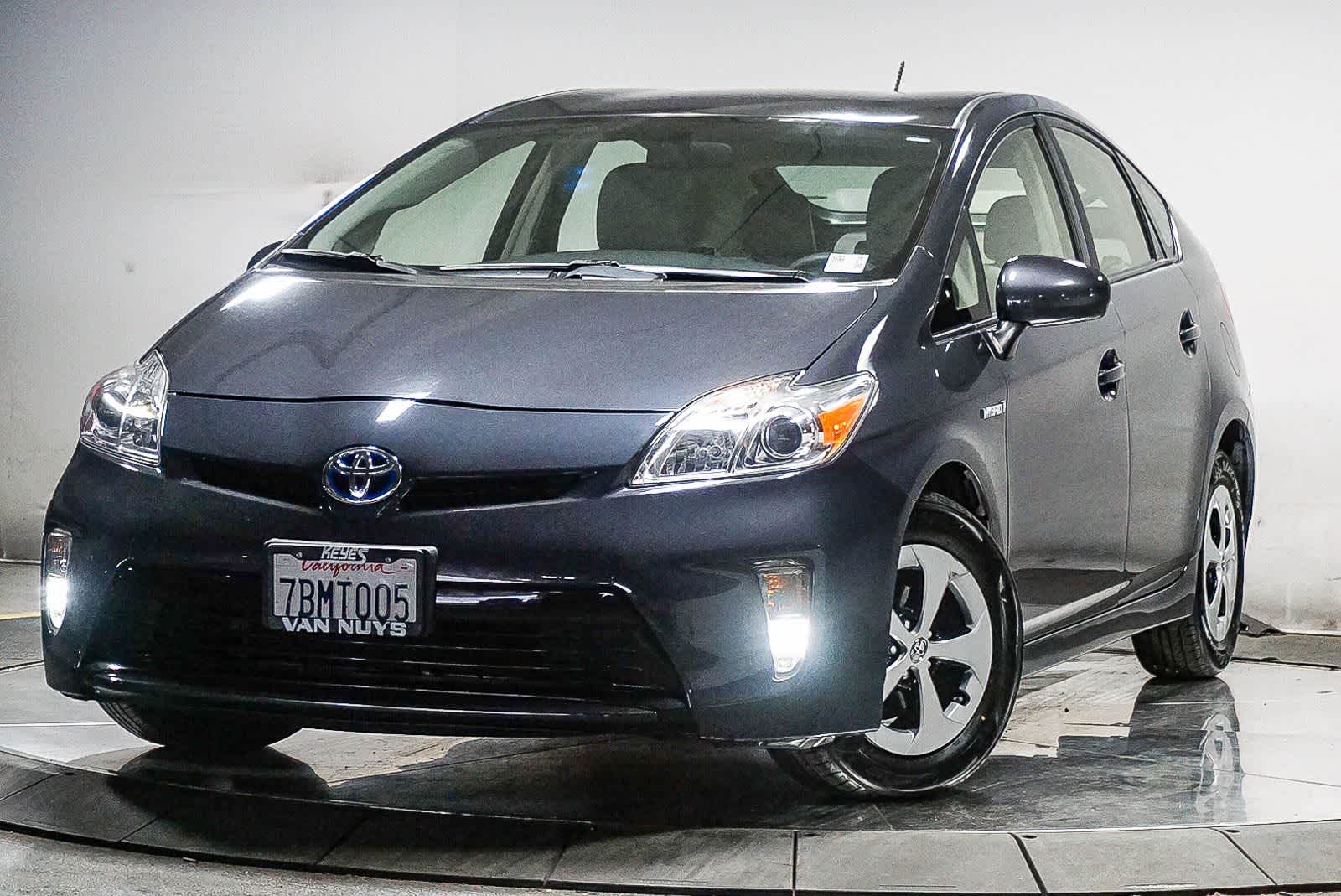 2013 Toyota Prius Three -
                  Van Nuys, CA