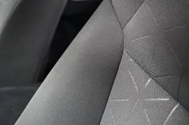 2021 Toyota RAV4 XLE 21
