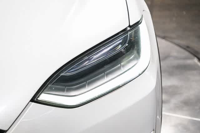 Thumbnail: 2018 Tesla Model X - 7