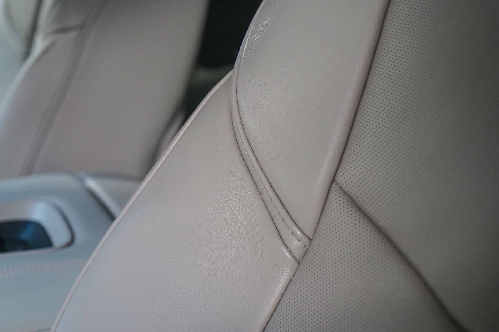 Thumbnail: 2016 Cadillac Escalade - 20