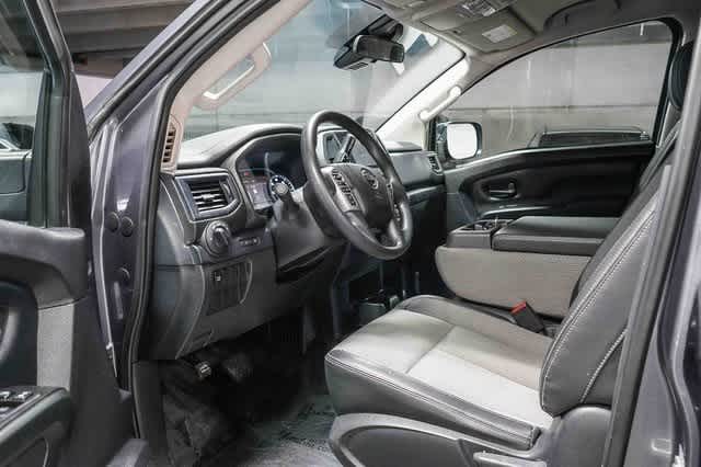 Thumbnail: 2021 Nissan Titan - 18