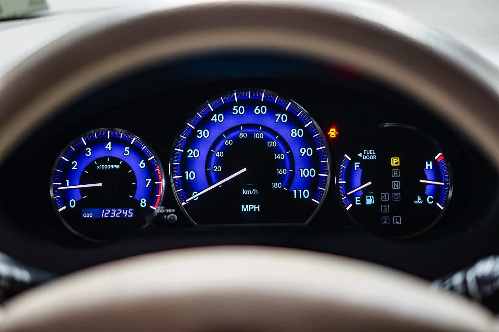 Thumbnail: 2010 Toyota Sienna - 25