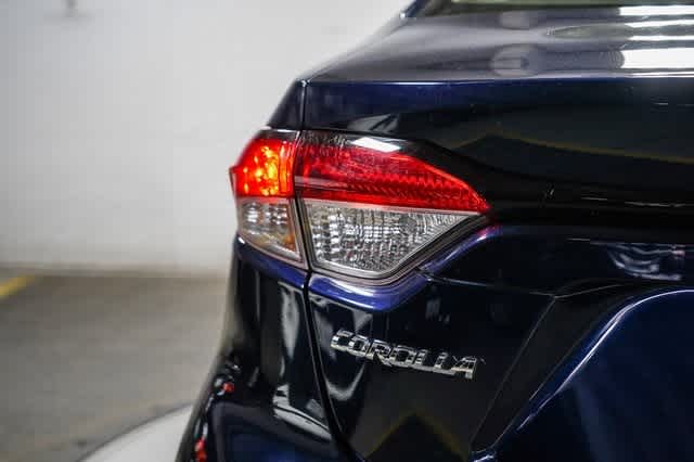 2020 Toyota Corolla LE 11