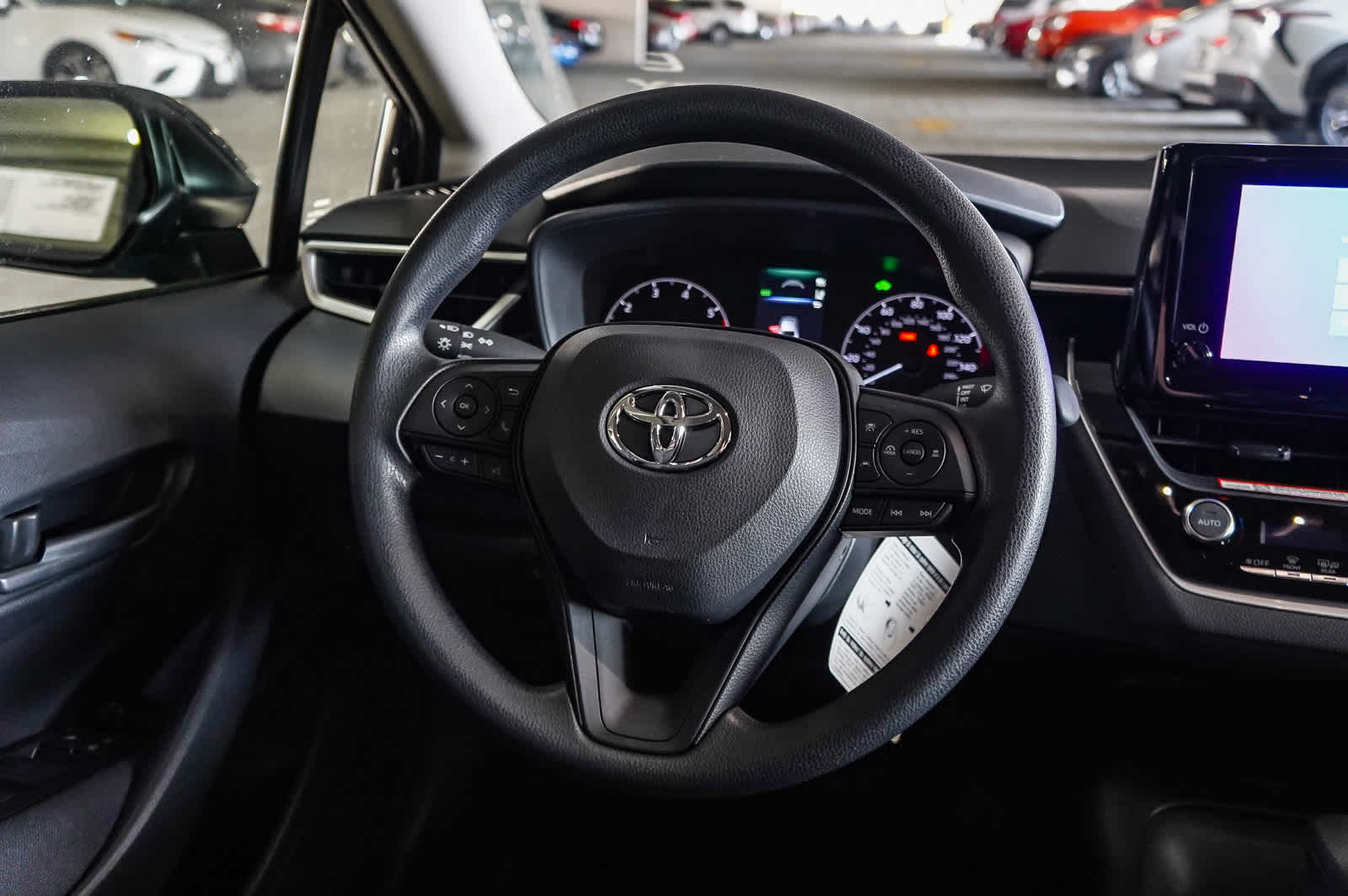 2025 Toyota Corolla LE 15