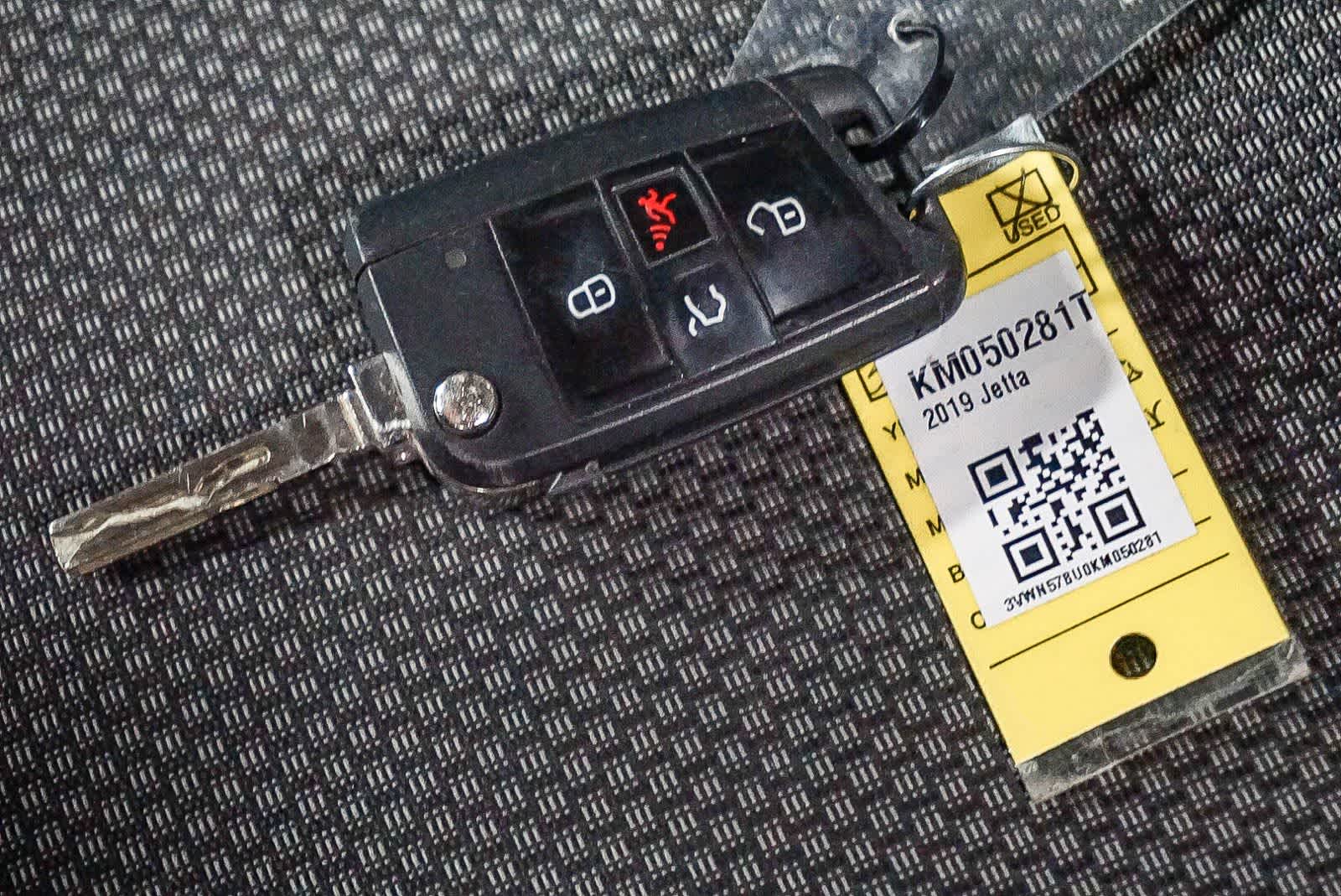 Thumbnail: 2019 Volkswagen Jetta - 28